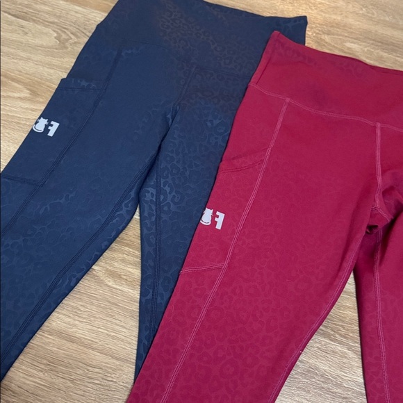 2 pairs of Women's Leggings with pockets by fat cat fitness new - Picture 7 of 7